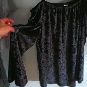 Velvet Off the Shoulder Sleeved Black Shirt